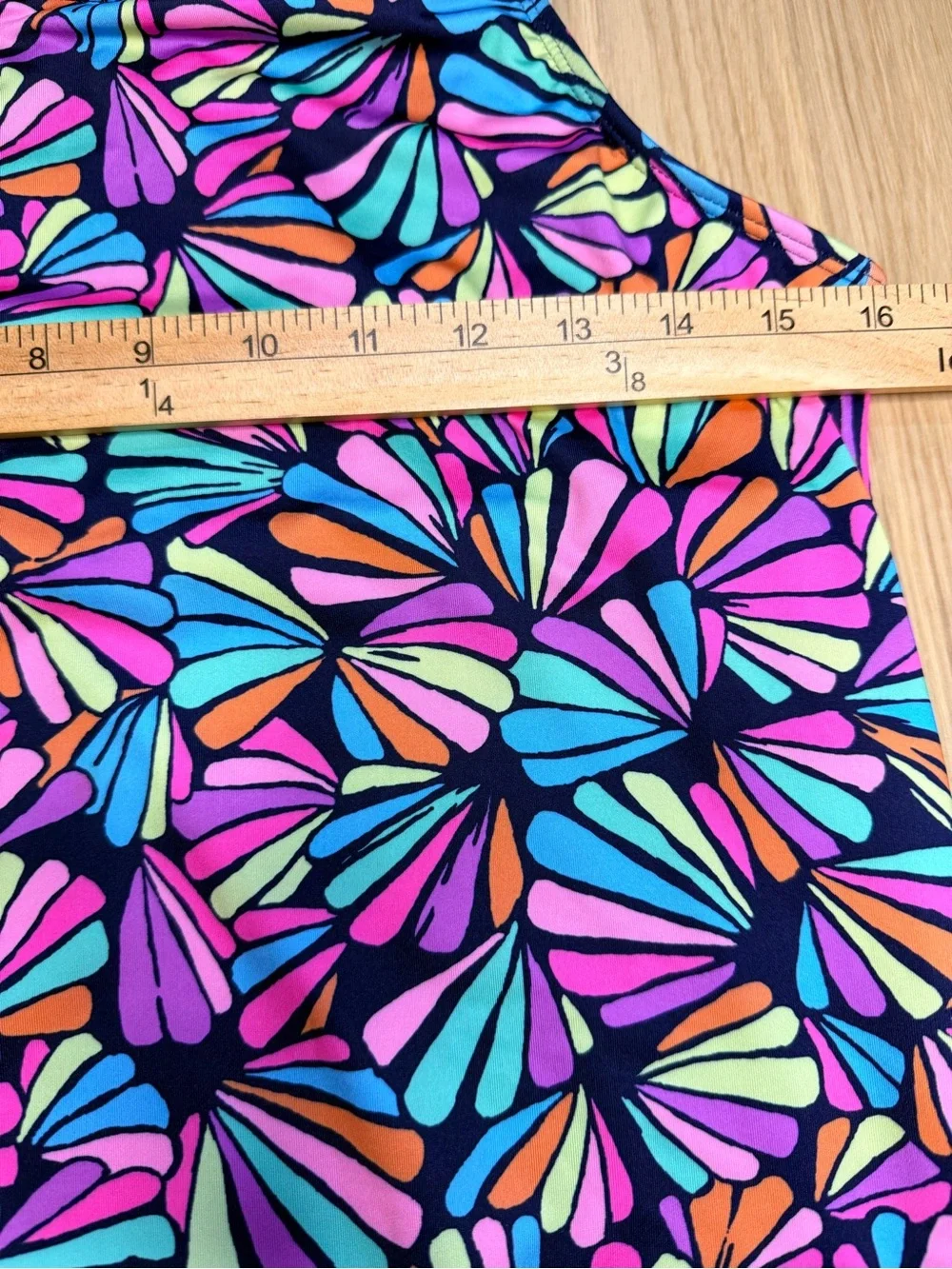 LAND'S END Girls One Piece Shell Pattern Multi Color Vacation Swimsuit XL 14/16